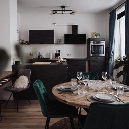 Cozy Dreams: Deluxe 2-Zimmer-Apartment -Kueche 纽伦堡 外观 照片